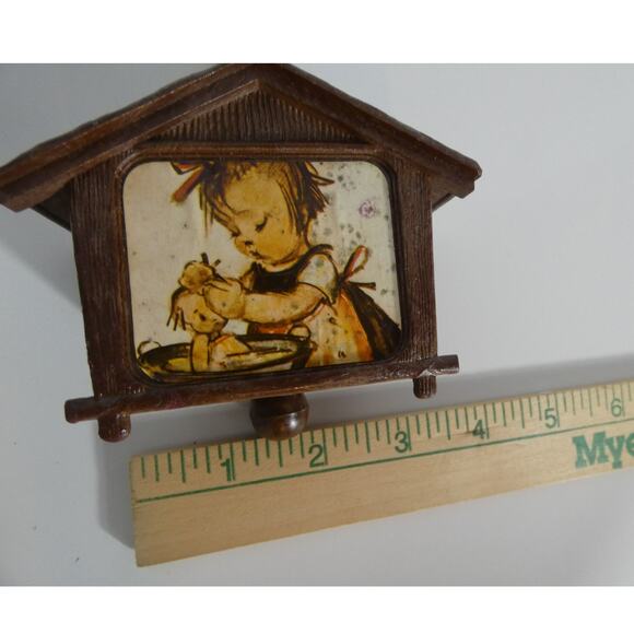 Vintage Hummel Pull String Music Box Ornament Speak Softly Love "Works" - Picture 3 of 3